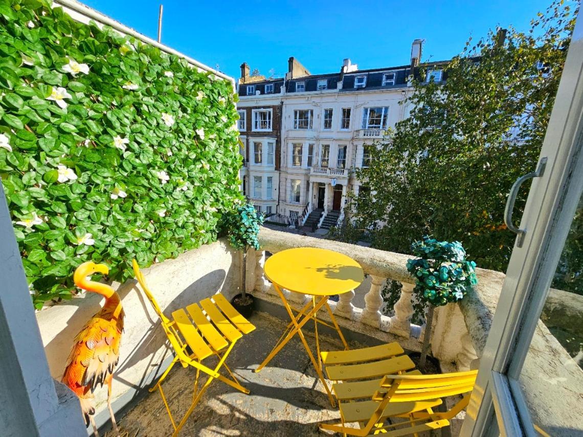 Charming Home With Private Balcony, On 1St Floor, With 2 Bathrooms, 3 Min Walk To Earl'S Court Station 런던 외부 사진